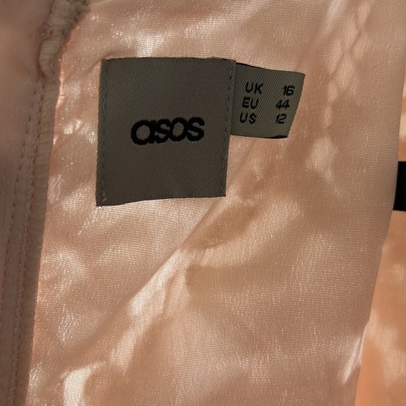 ASOS Pink Lace Dress with Sheer peekaboo waist, size 12 - Picture 10 of 10